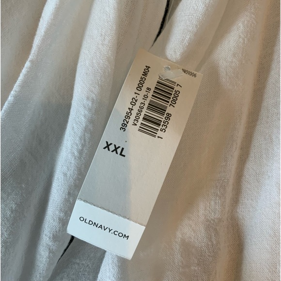 Old Navy white cotton top, XXL. - Picture 2 of 7